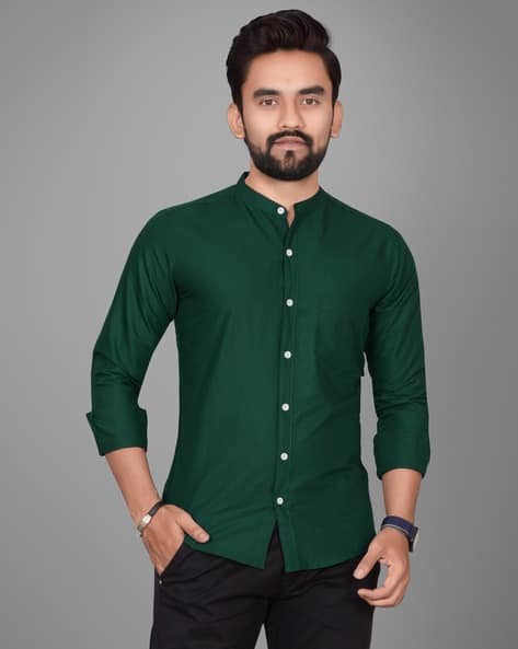 A Black shirt